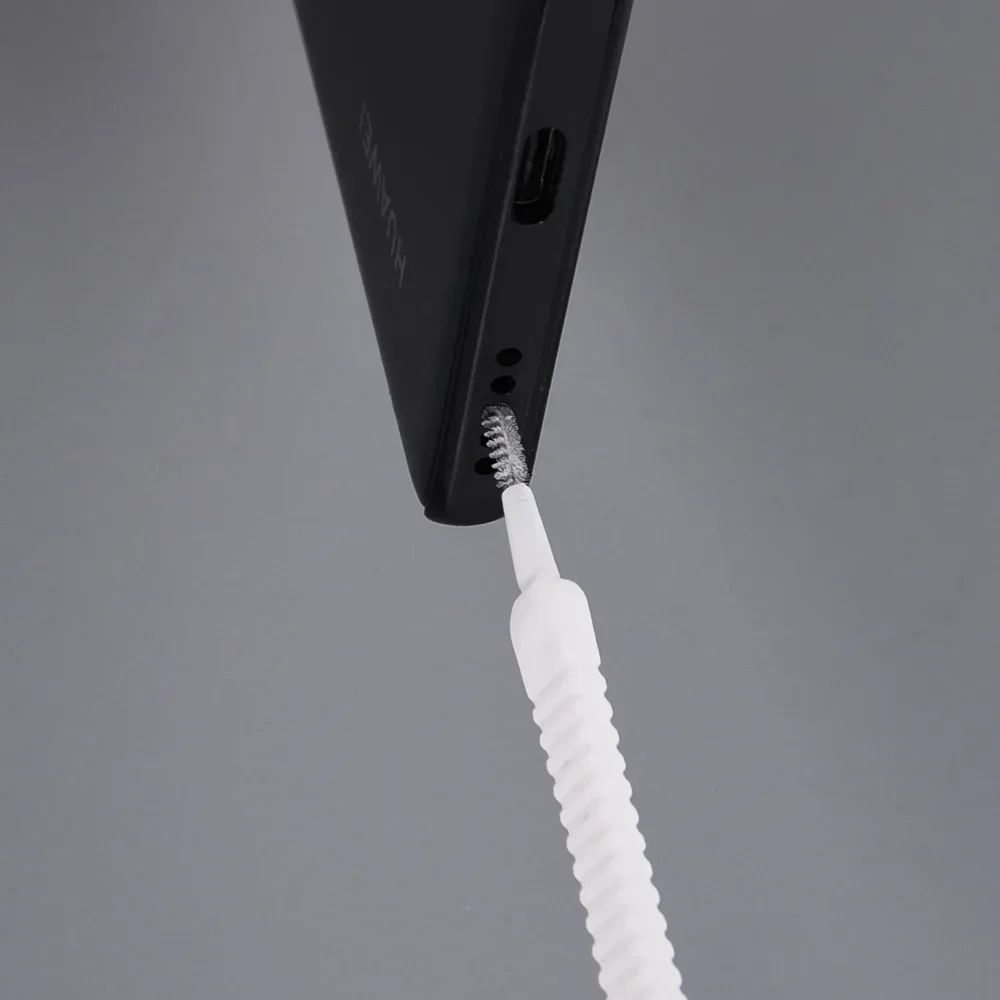 Puerto de carga para teléfono móvil, tapón antipolvo con cepillo de limpieza para IPhone 17 16 14 13 Pro Max Plus Samsung Xiaomi IOS tipo C, juego de limpieza