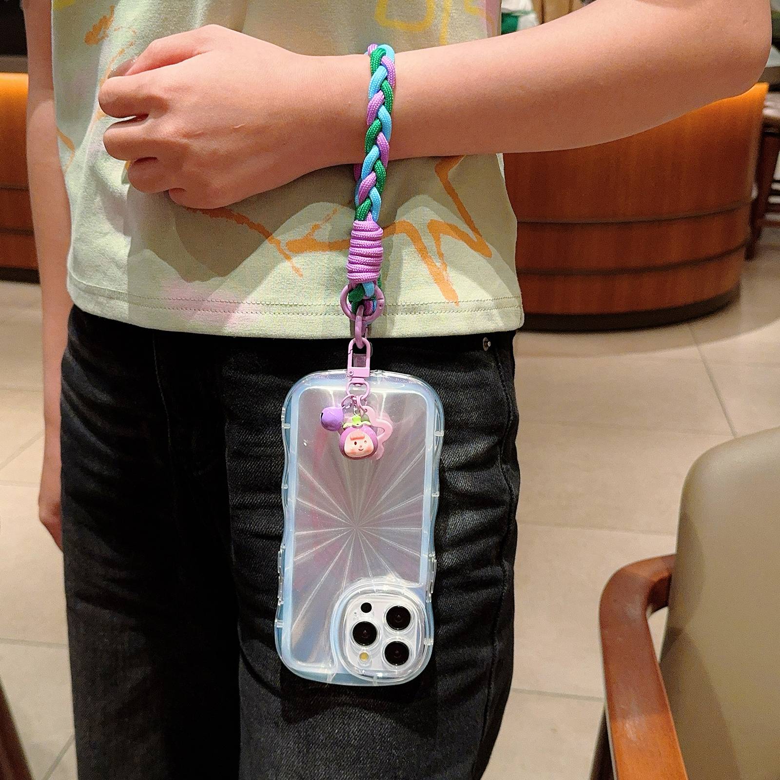 Cordón Universal creativo de dibujos animados para teléfono móvil, correa de muñeca de tres colores, cuerda de mano tejida a mano, accesorios colgantes para teléfono móvil