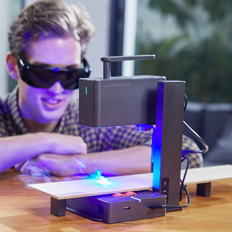 MINI grabador láser LaserPecker con máquina de grabado portátil Bluetooth 5W 2K para papel, madera, cuero, vidrio de color LP2