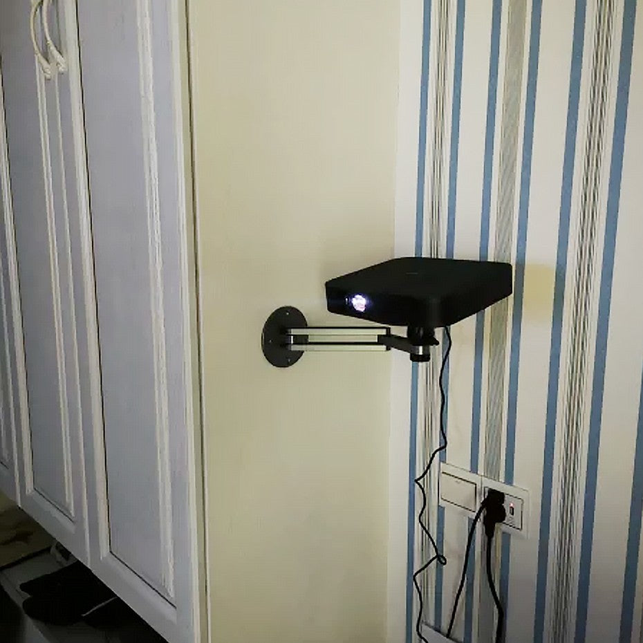 Soporte de Pared Plegable para Proyector, Soporte de Aleación de Aluminio Resistente, Brazo Plegable Ajustable con Rosca de 1/4'' y Cabezal de Bola